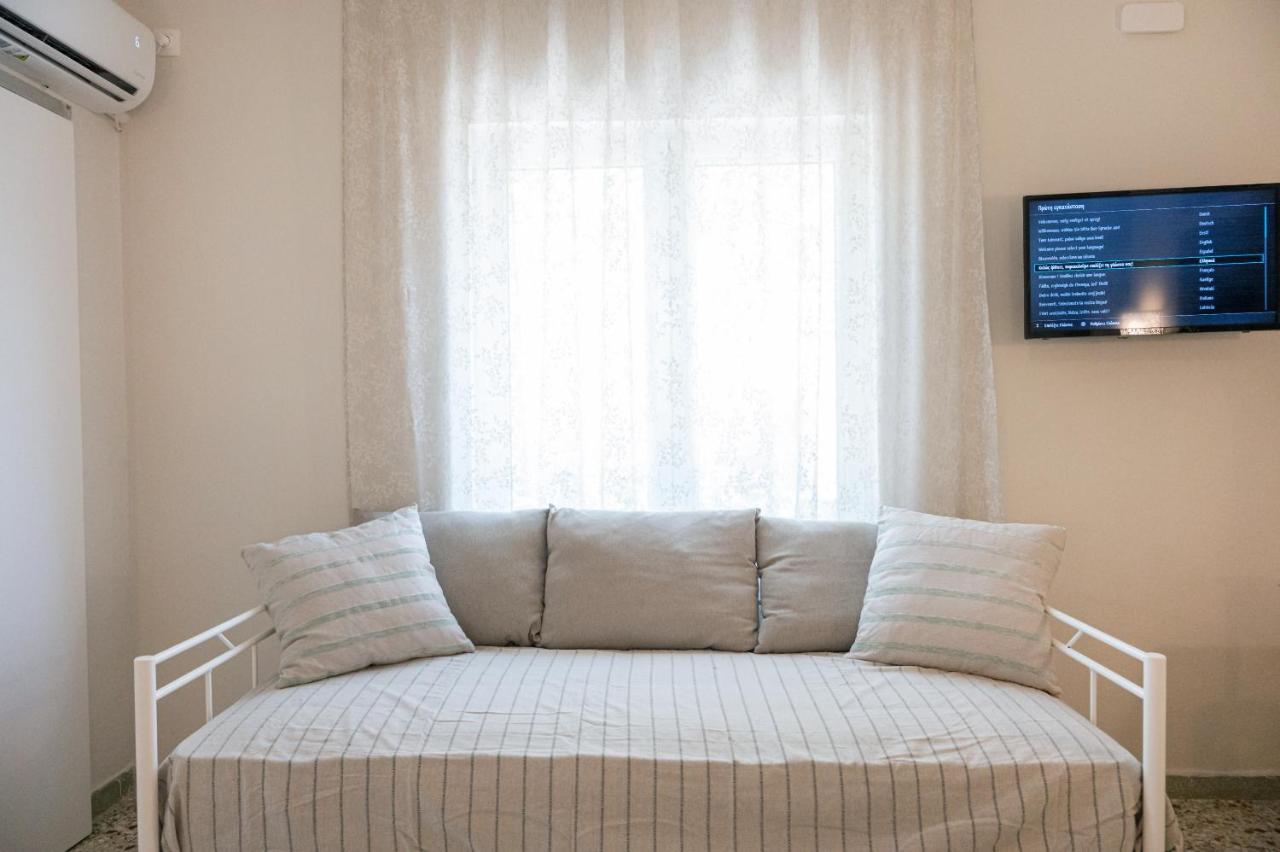 Sunny Yard Apartments Poros Town المظهر الخارجي الصورة