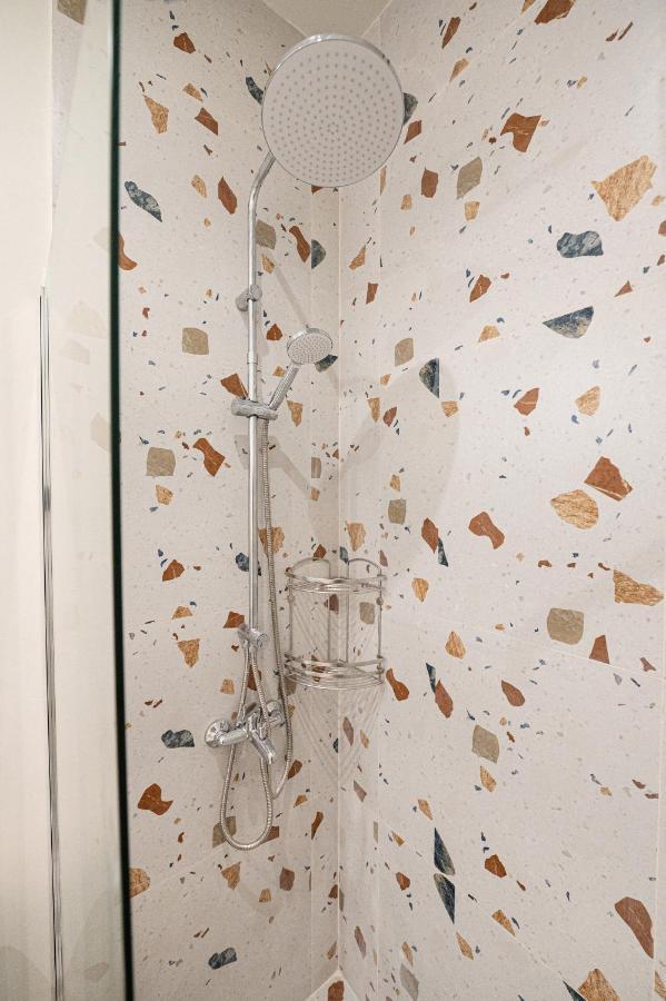 Sunny Yard Apartments Poros Town المظهر الخارجي الصورة